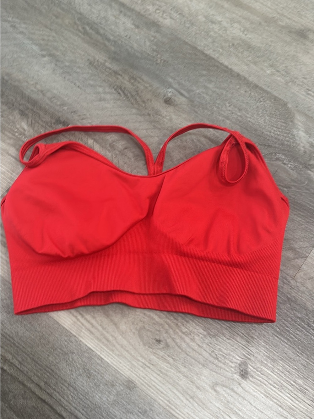 Gymshark Bright Red Seamless Longline Sports Bra with Built-In Cups - Picture 2 of 2